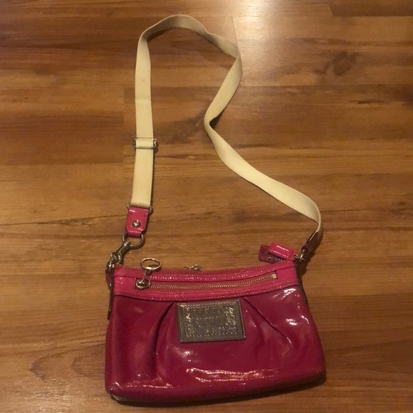 Coach Poppy Leather Swingpack Crossbody Bag Pink Purse - Picture 3 of 7